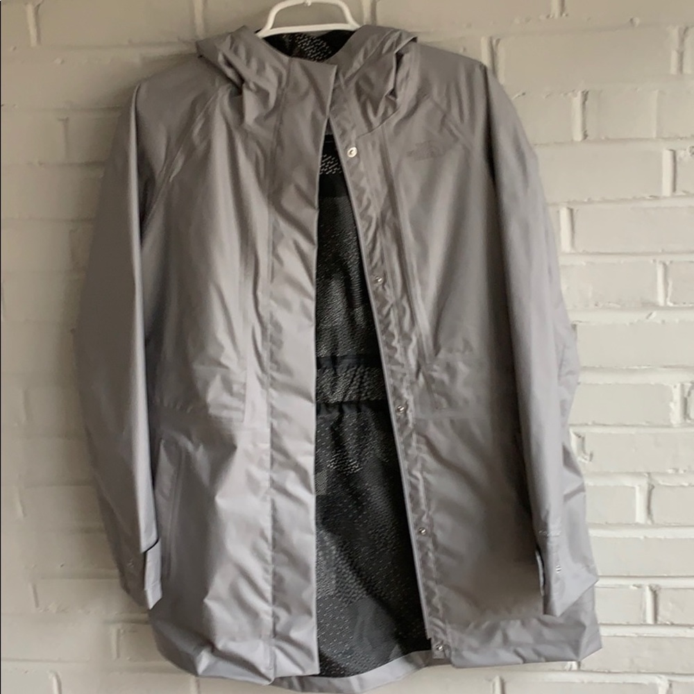 North Face gray wind breaker